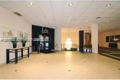 5555 Collins Ave #14U, Miami Beach, FL 33140 - Photo 1