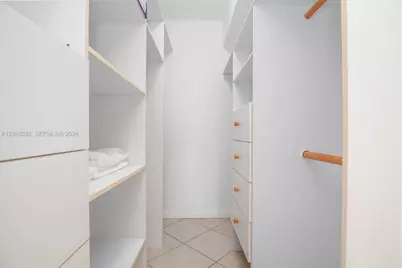5555 Collins Ave #14U, Miami Beach, FL 33140 - Photo 37