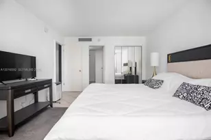5555 Collins Ave, Miami Beach, FL 33140 - Photo 31