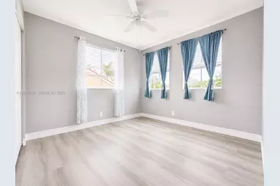 963 Falling Water Rd, Weston, FL 33326 - Photo 17