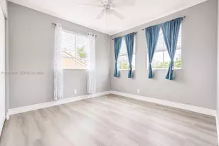 963 Falling Water Rd, Weston, FL 33326 - Photo 17