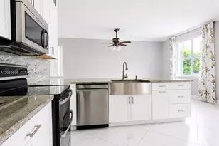 963 Falling Water Rd, Weston, FL 33326 - Photo 3