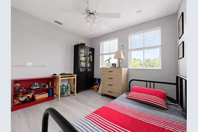 963 Falling Water Rd, Weston, FL 33326 - Photo 19