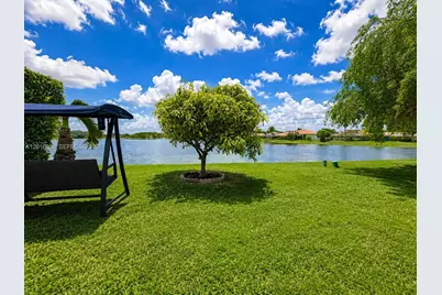 963 Falling Water Rd, Weston, FL 33326 - Photo 29