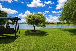 963 Falling Water Rd, Weston, FL 33326 - Photo 29