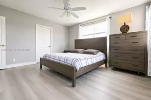 963 Falling Water Rd, Weston, FL 33326 - Photo 13