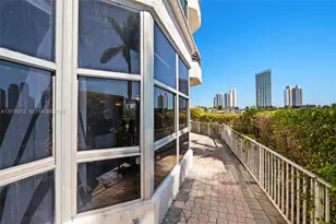 19101 NE 36th Ct, Aventura, FL 33180 - Photo 27