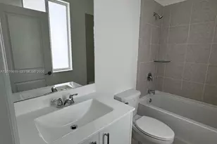 663 SE 13th St Cir, Homestead, FL 33034 - Photo 7