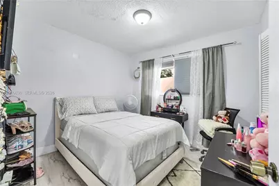 900 N 70th Ave, Hollywood, FL 33024 - Photo 11