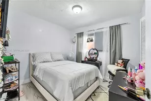 900 N 70th Ave, Hollywood, FL 33024 - Photo 11