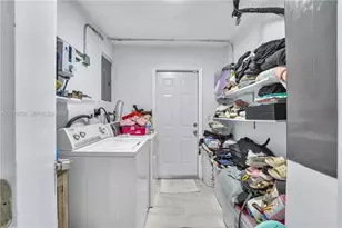 900 N 70th Ave, Hollywood, FL 33024 - Photo 15
