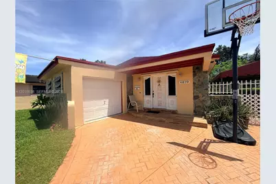 4870 SW 6th St, Miami, FL 33134 - Photo 1