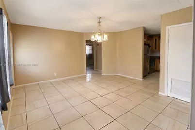 2001 NE 1st Ave #1, Pompano Beach, FL 33060 - Photo 11