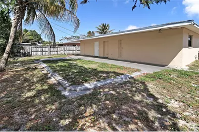 2001 NE 1st Ave #1, Pompano Beach, FL 33060 - Photo 21