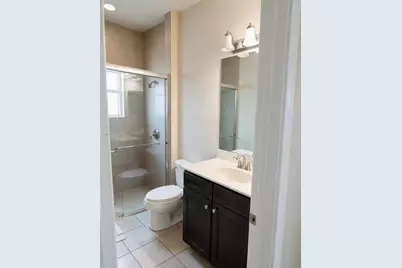 9845 NW 86th Ter, Doral, FL 33178 - Photo 25