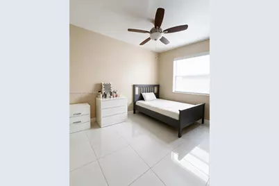 9845 NW 86th Ter, Doral, FL 33178 - Photo 27