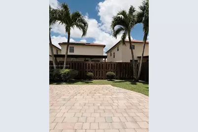 9845 NW 86th Ter, Doral, FL 33178 - Photo 33
