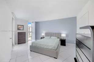 100 Bayview Dr, Sunny Isles Beach, FL 33160 - Photo 11