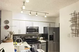 530 S Park Rd, Hollywood, FL 33021 - Photo 3