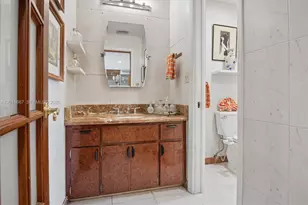 20021 NE 25th Ave, Miami, FL 33180 - Photo 29
