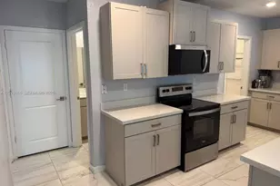 462 NE 6th Pl, Florida City, FL 33034 - Photo 35