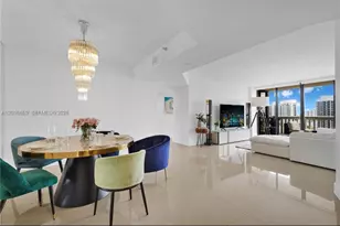 1000 W Island Blvd, Aventura, FL 33160 - Photo 9