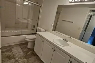 8245 Lake Dr, Doral, FL 33166 - Photo 9
