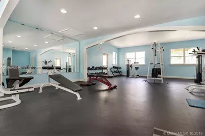 8245 Lake Dr #401, Doral, FL 33166 - Photo 21