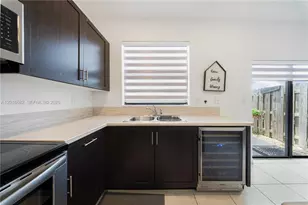 18236 SW 148th Rd, Miami, FL 33187 - Photo 17