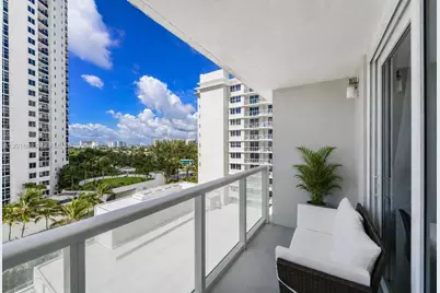 19201 Collins Ave #609, Sunny Isles Beach, FL 33160 - Photo 13