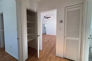 781 SW 11th St, Miami, FL 33129 - Photo 13