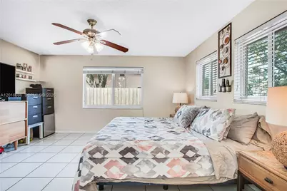 9330 SW 165th St, Palmetto Bay, FL 33157 - Photo 9