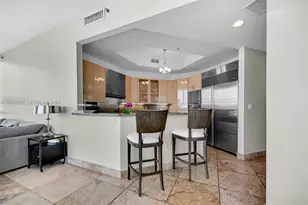 100 S Pointe Dr, Miami Beach, FL 33139 - Photo 23