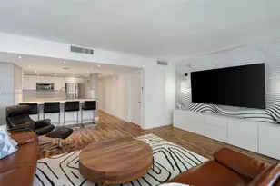 1800 N Bayshore Dr, Miami, FL 33132 - Photo 3