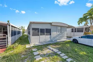 2148 SW 52nd St, Dania Beach, FL 33312 - Photo 23