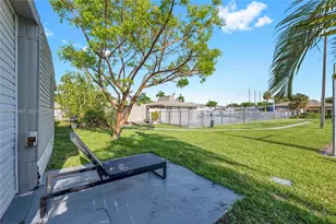 2148 SW 52nd St, Dania Beach, FL 33312 - Photo 31