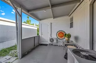 2148 SW 52nd St, Dania Beach, FL 33312 - Photo 21