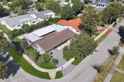 19694 NE 24th Ave, Miami, FL 33180 - Photo 53