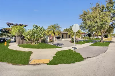 19694 NE 24th Ave, Miami, FL 33180 - Photo 69