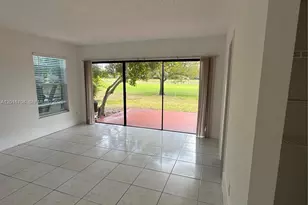 8273 NW 36th St, Sunrise, FL 33351 - Photo 9