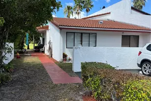 8273 NW 36th St, Sunrise, FL 33351 - Photo 5