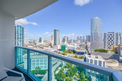 31 SE 5th St #3002, Miami, FL 33131 - Photo 15