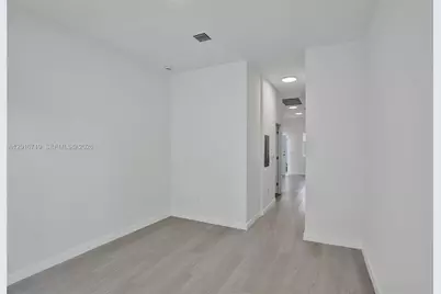 1567 NW 1st St #2, Miami, FL 33125 - Photo 17