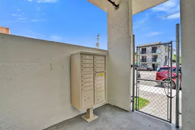 1567 NW 1st St #2, Miami, FL 33125 - Photo 19