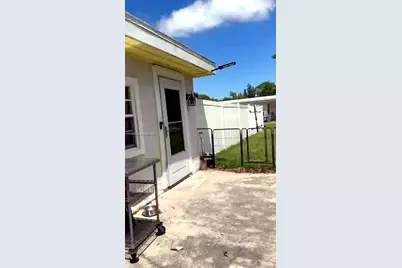 6410 Indrio Rd, Fort Pierce, FL 34951 - Photo 15
