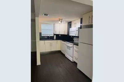 30 NW 87th Ave #C225, Miami, FL 33172 - Photo 9