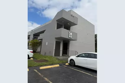 30 NW 87th Ave #C225, Miami, FL 33172 - Photo 1