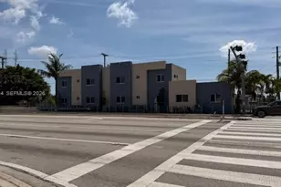 811 E 52nd St, Hialeah, FL 33013 - Photo 39
