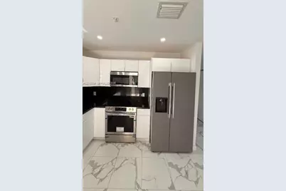 811 E 52nd St #102, Hialeah, FL 33013 - Photo 19