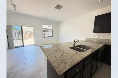 11355 SW 250th Ter #11355, Homestead, FL 33032 - Photo 7